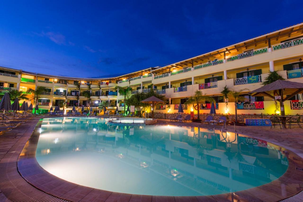 Hotel Caretta & Waterpark Kalamákion