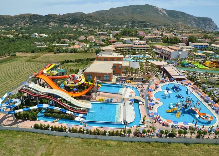 Caretta Beach Hotel & Waterpark