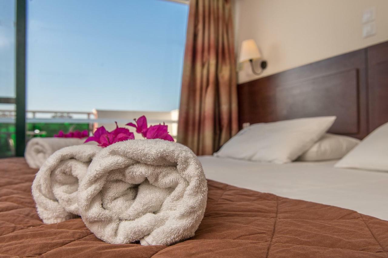 Hotel Caretta & Waterpark 4*