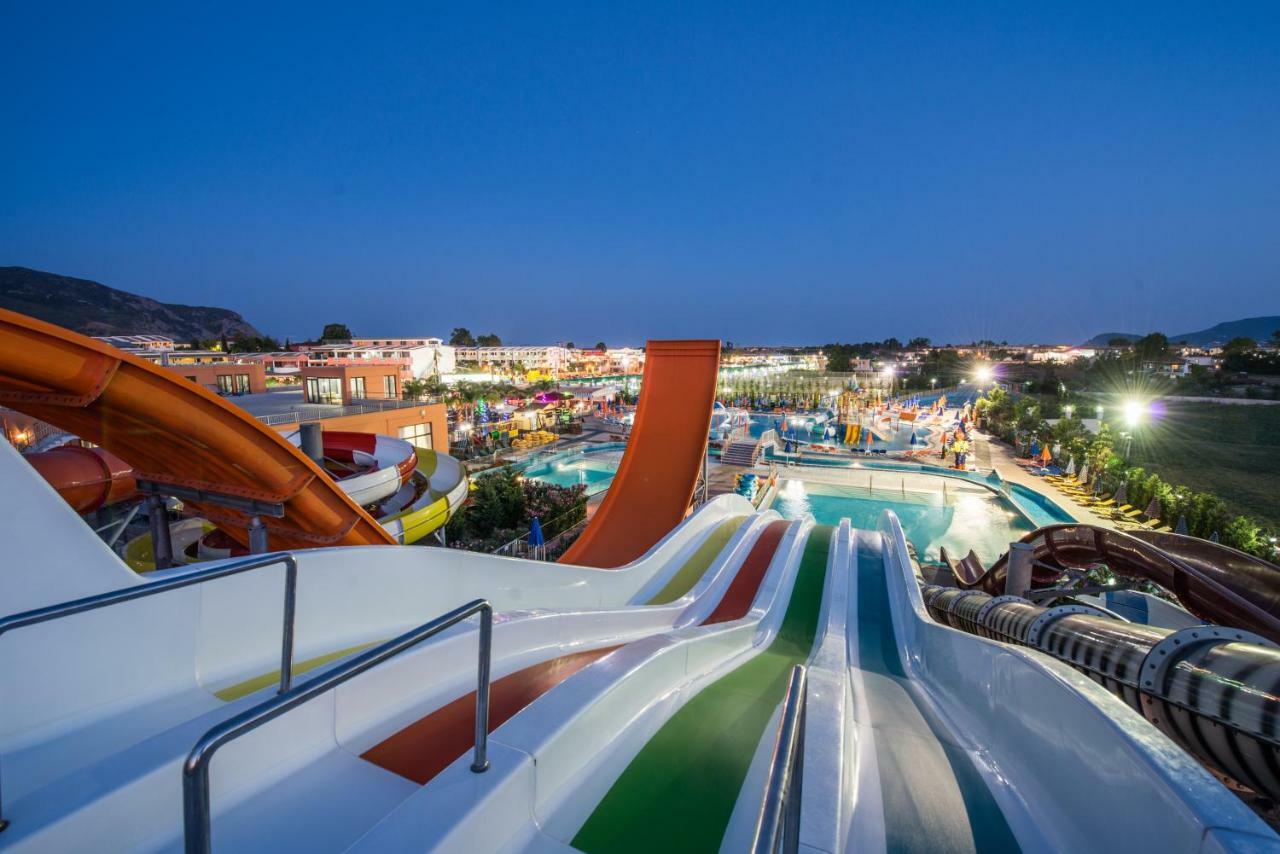 Caretta & Waterpark Hotel Kalamákion